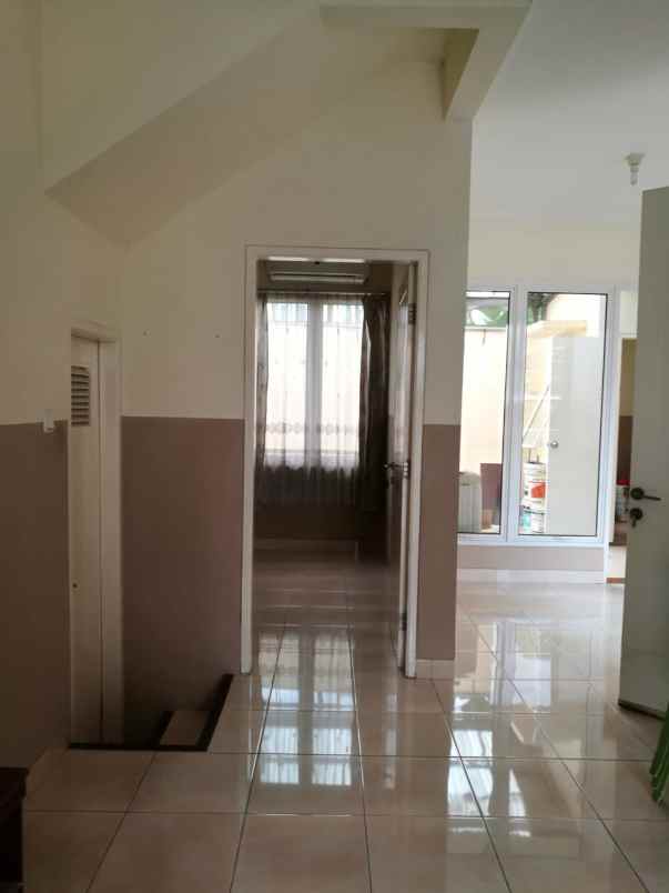 dijual rumah cluster il rosa gading serpong