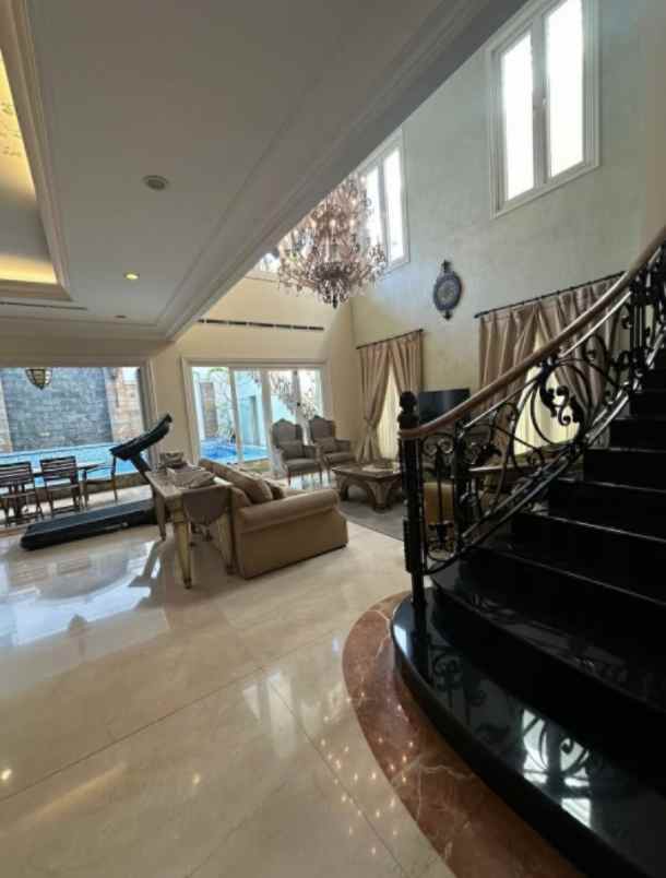 dijual rumah cluster kano permai pik