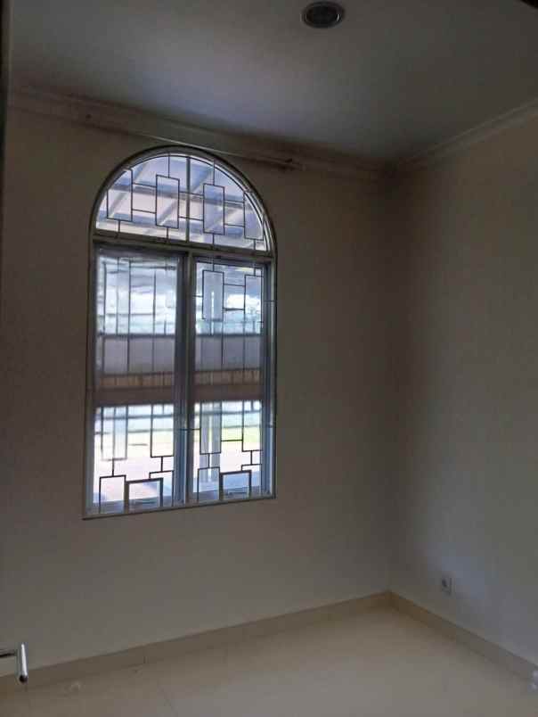 dijual rumah cluster la seine jgc