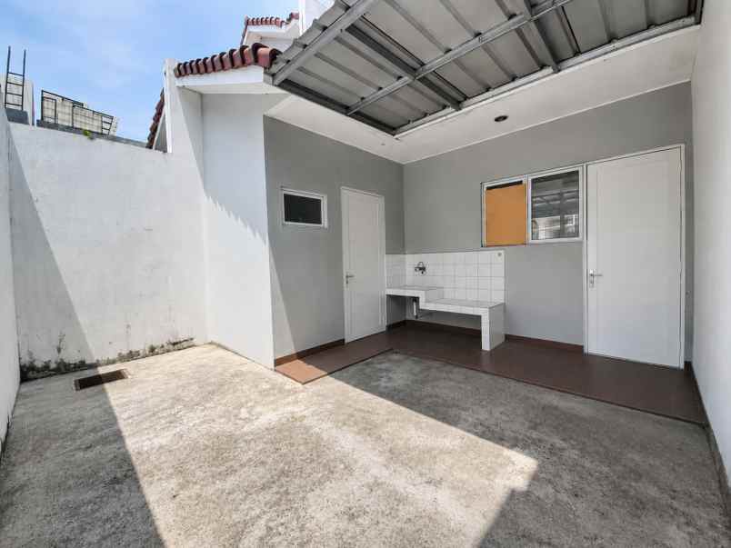 dijual rumah cluster la seine jgc