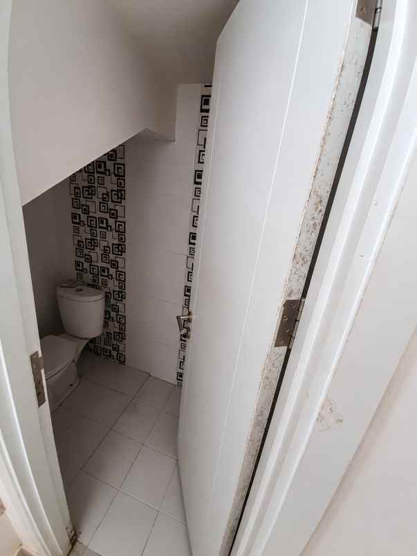 dijual rumah cluster la seine jgc