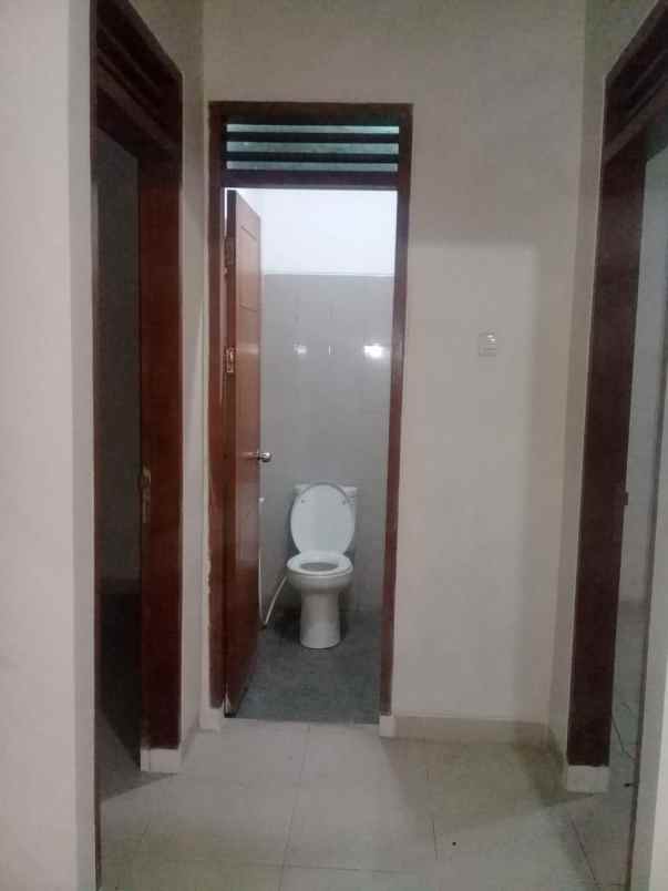 dijual rumah cluster madani regency