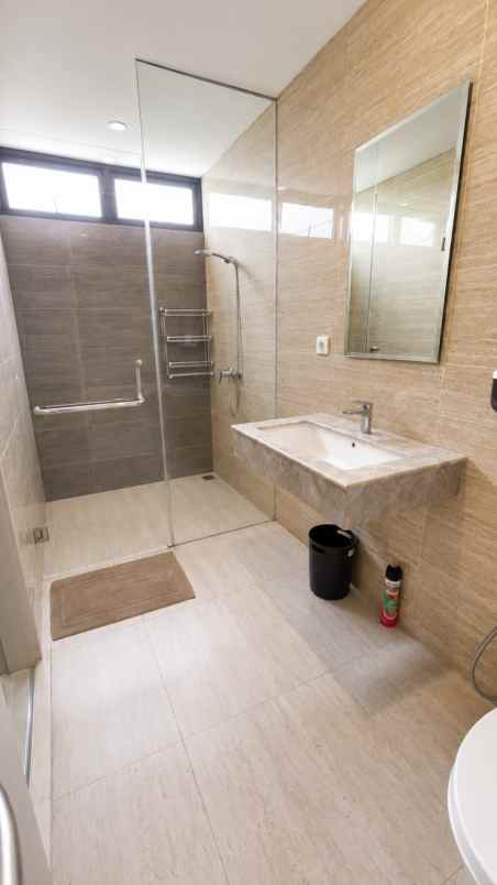 dijual rumah cluster matana asya jgc