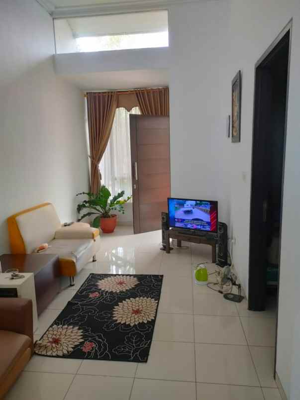 dijual rumah cluster my home arcamanik