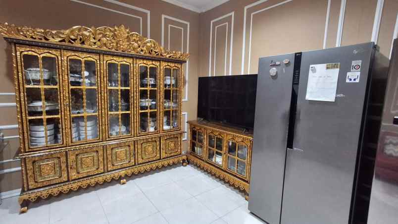 dijual rumah cluster teresta metland