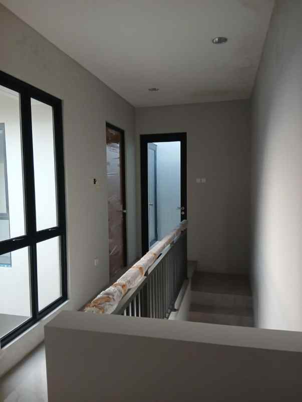 dijual rumah cluster z living grand