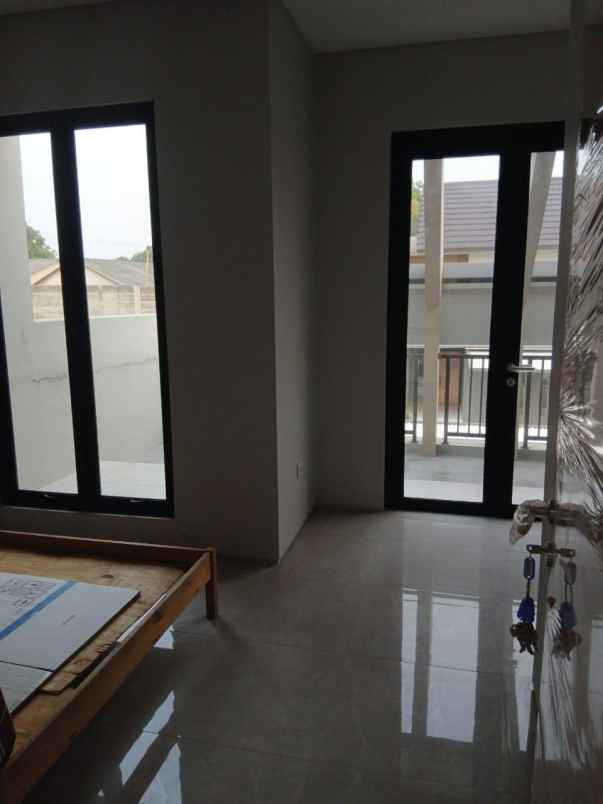 dijual rumah cluster z living grand