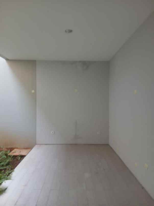 dijual rumah cluster z living grand