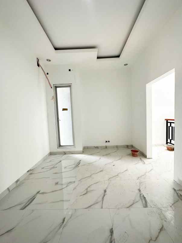 dijual rumah condet kramatjati