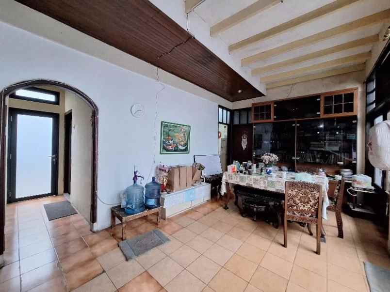 dijual rumah dago teuku angkasa