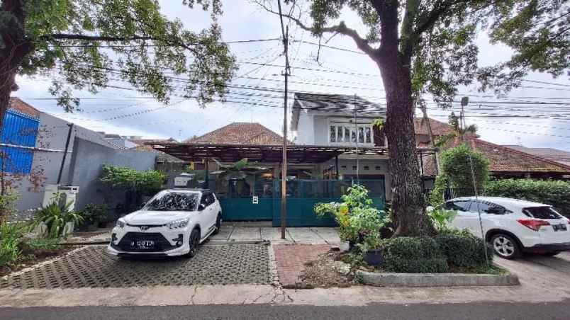 dijual rumah dago teuku angkasa