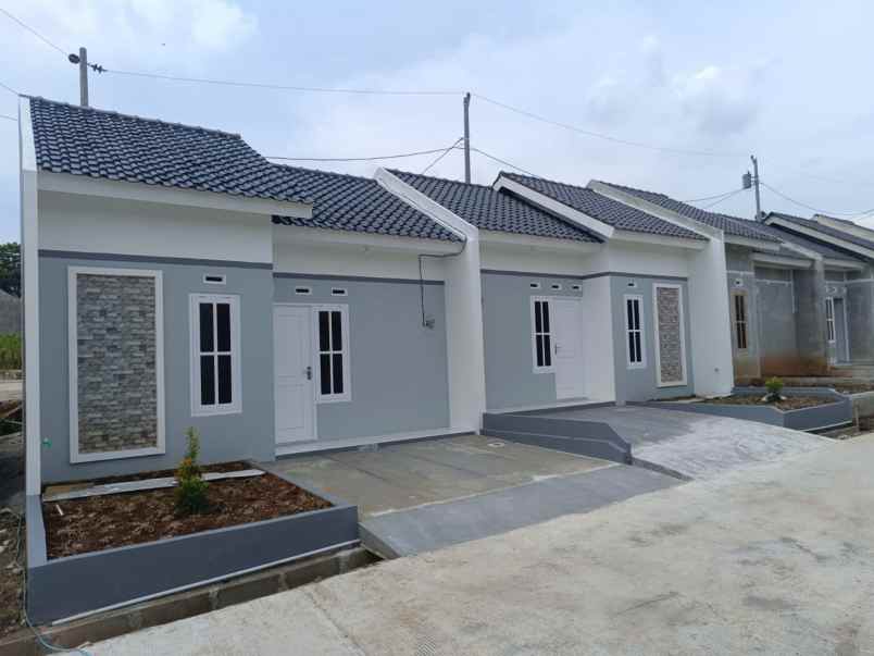 dijual rumah darupono