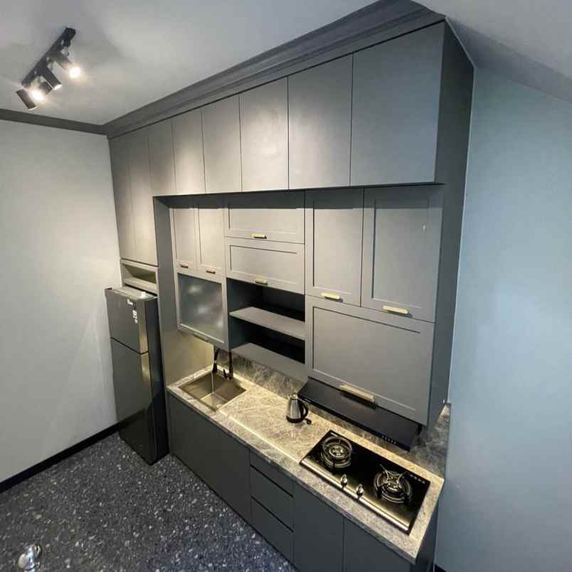 dijual rumah di alana tambak oso