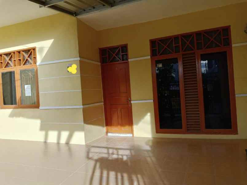 dijual rumah di duta harapan bekasi utara