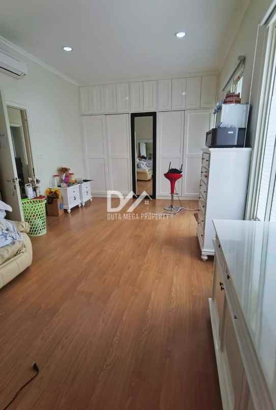 dijual rumah di gading serpong