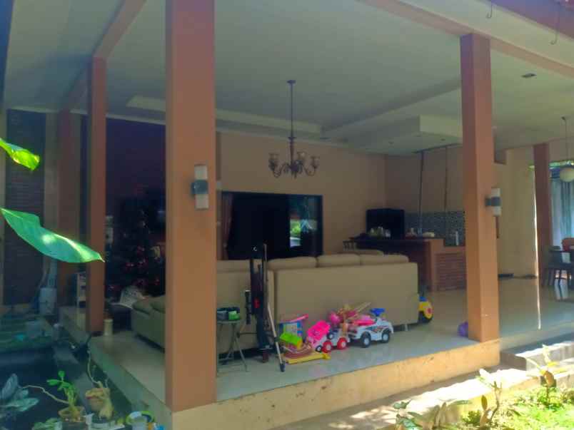 dijual rumah di gedawang banyumanik semarang