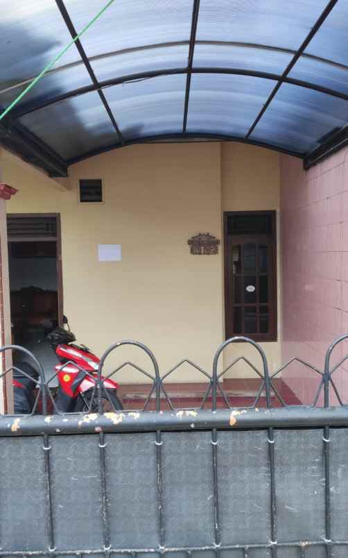 dijual rumah di jl ketileng kencana iv raya blok k 122