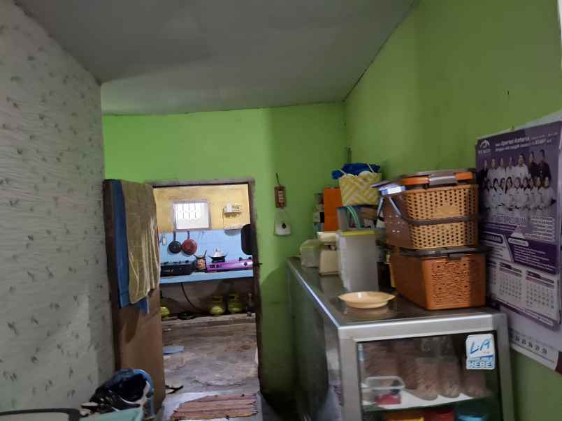 dijual rumah di kelurahan karangrejo jember