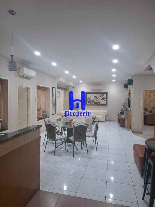 dijual rumah di komplek cemara asri medan jalan kenari