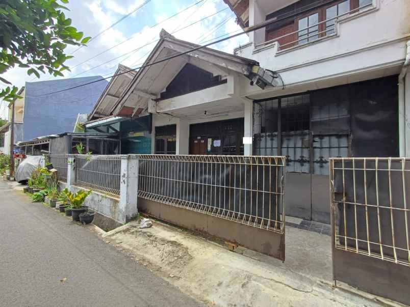 dijual rumah di komplek kebon kopi cimahi