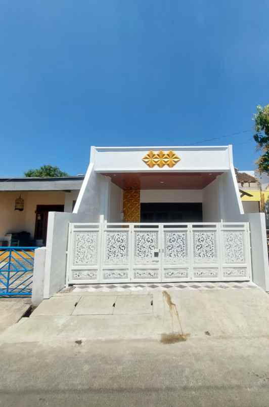 dijual rumah di lamper tengah semarang