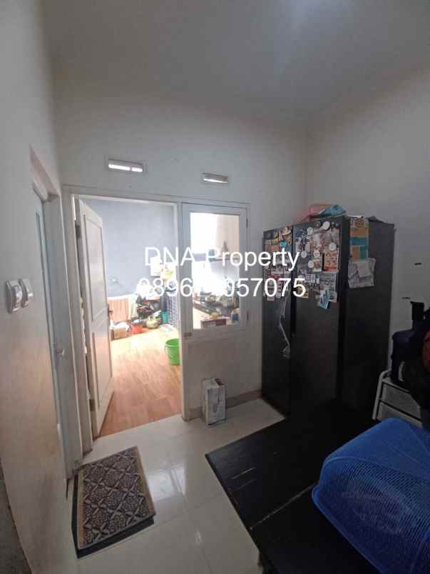 dijual rumah di pemkot cimahi 2 lantai