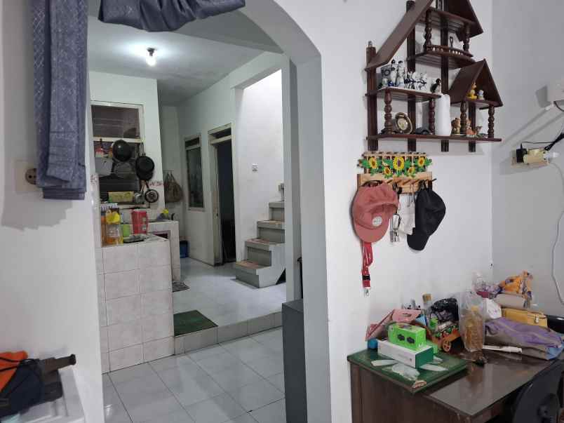 dijual rumah di perumahan gunung batu jember