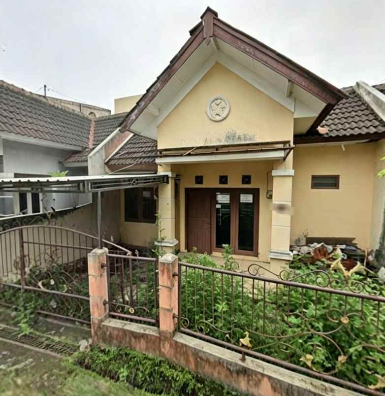 dijual rumah di plamongansari semarang
