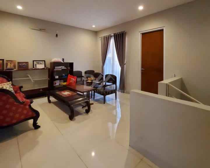 dijual rumah di rempoa tangerang selatan