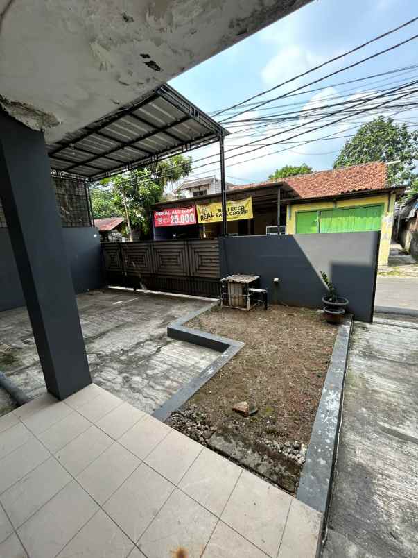 dijual rumah di sektor 1 bintaro jakarta selatan