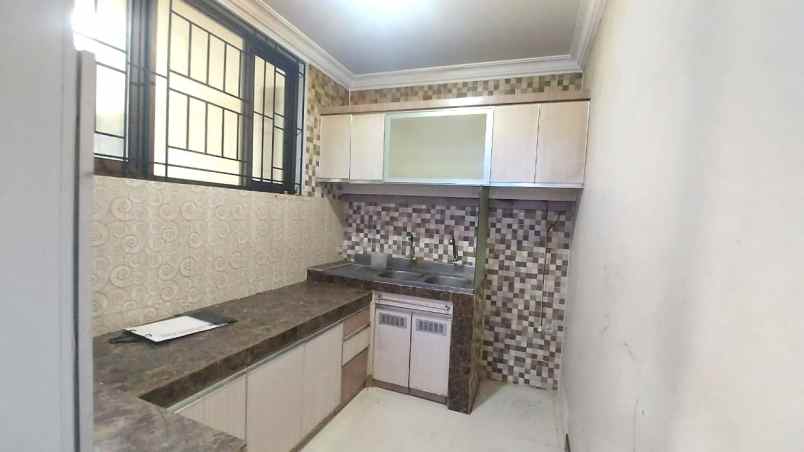 dijual rumah gading elok kelapa gading