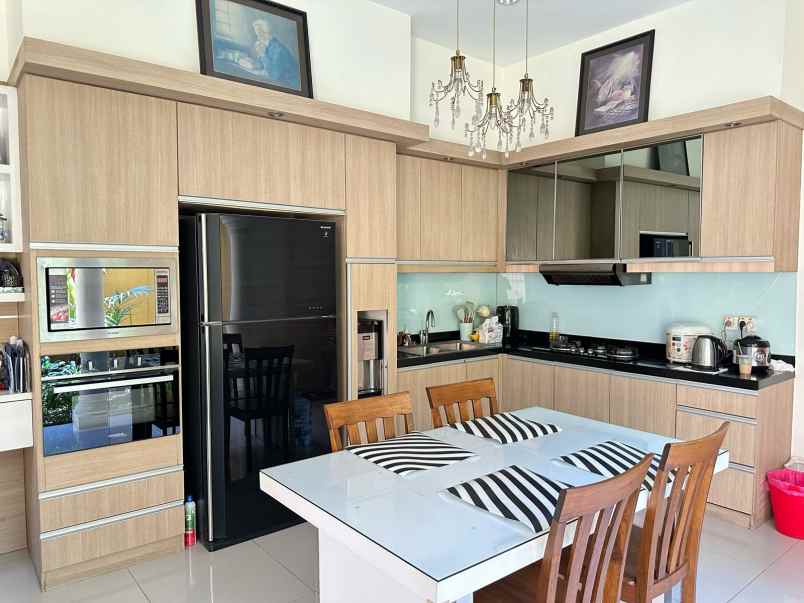 dijual rumah gading serpong tangerang