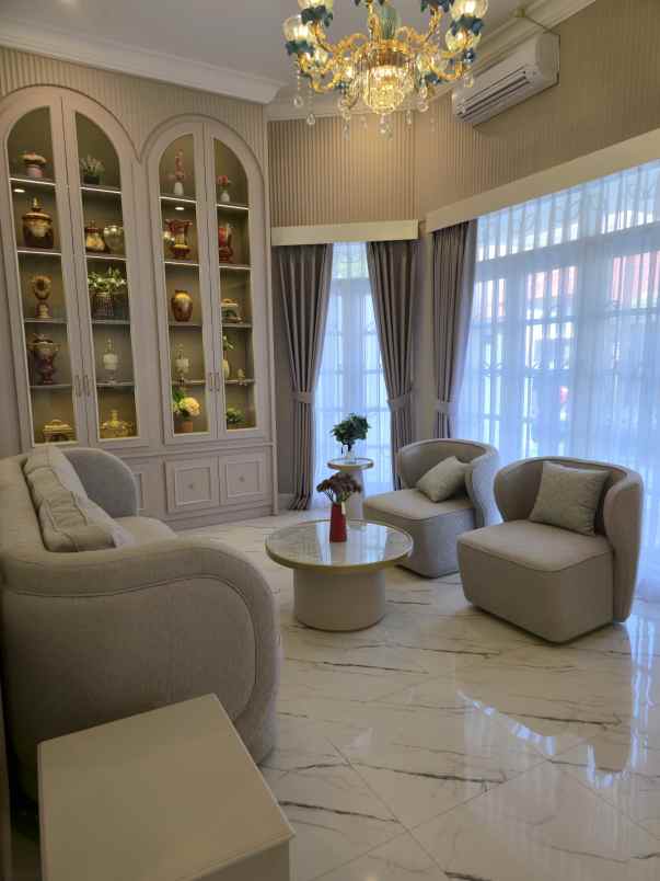 dijual rumah gandaria city kebayoran