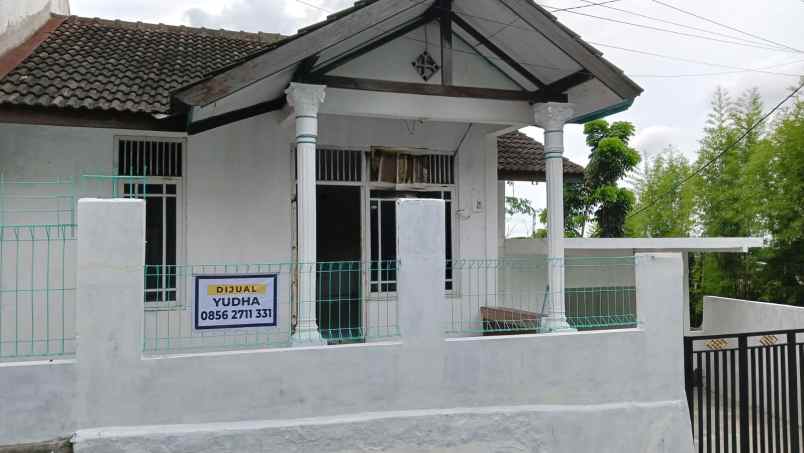 dijual rumah gemah permai