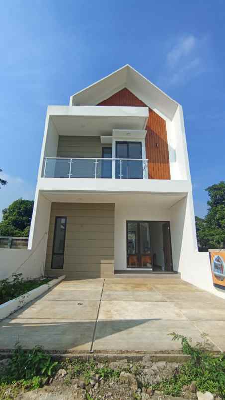 dijual rumah gg masjid