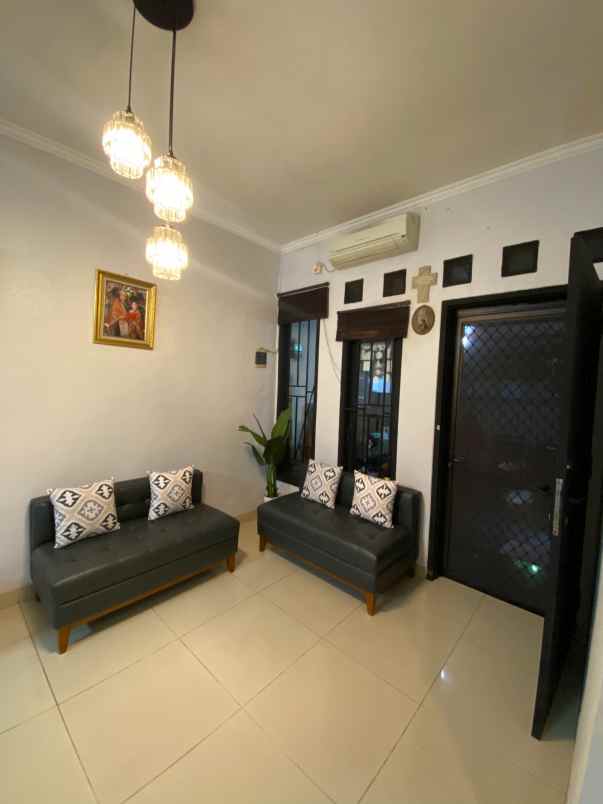 dijual rumah graha tajur