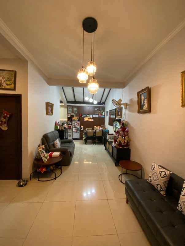 dijual rumah graha tajur