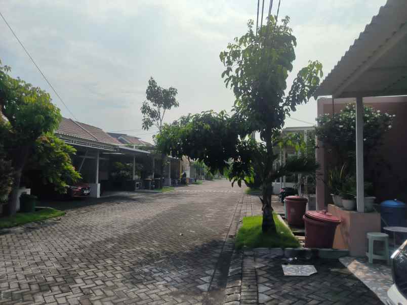 dijual rumah grand deltasari
