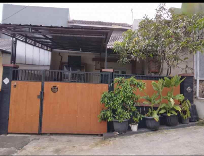 dijual rumah green valley residence