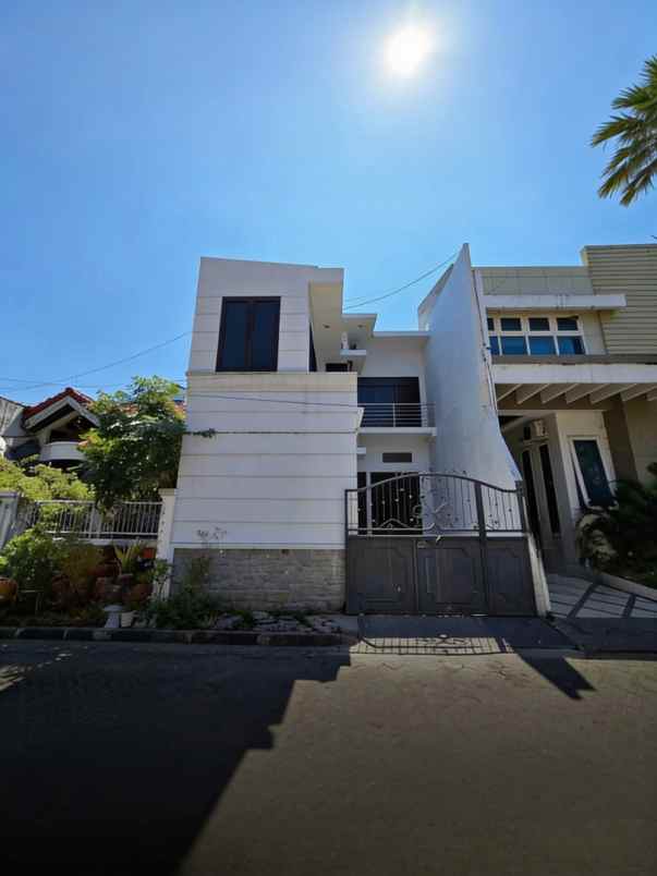 dijual rumah griya asri