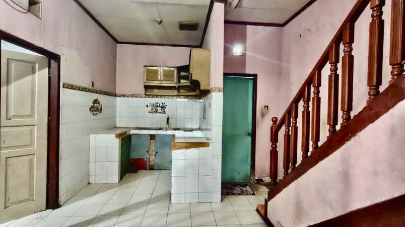 dijual rumah harapan indah
