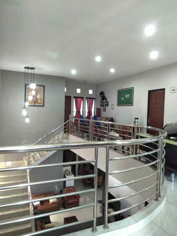 dijual rumah harapan indah bekasi