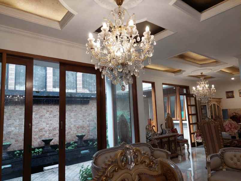 dijual rumah harapan indah cluster