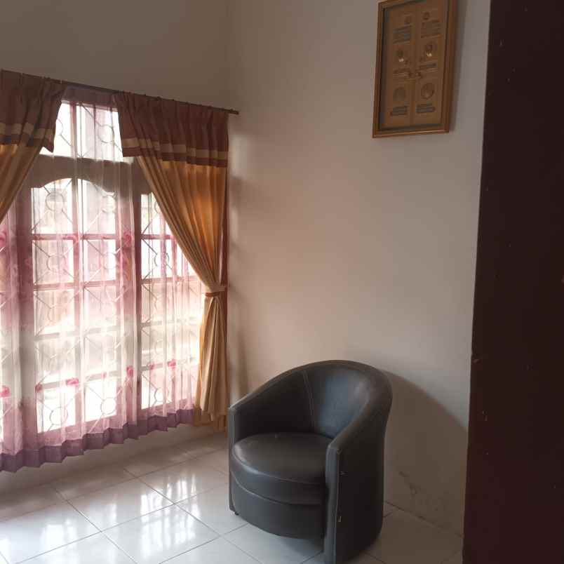 dijual rumah hook dekat polsek ciwastra