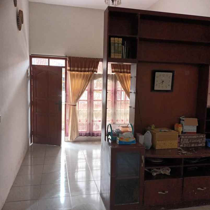 dijual rumah hook dekat polsek ciwastra