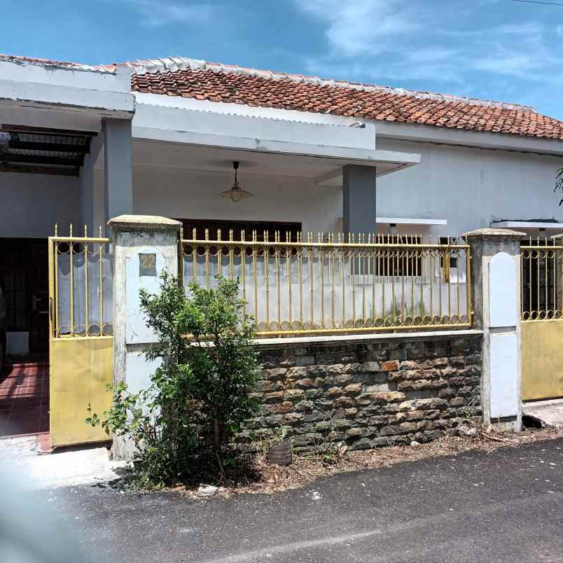 dijual rumah hook dekat polsek ciwastra