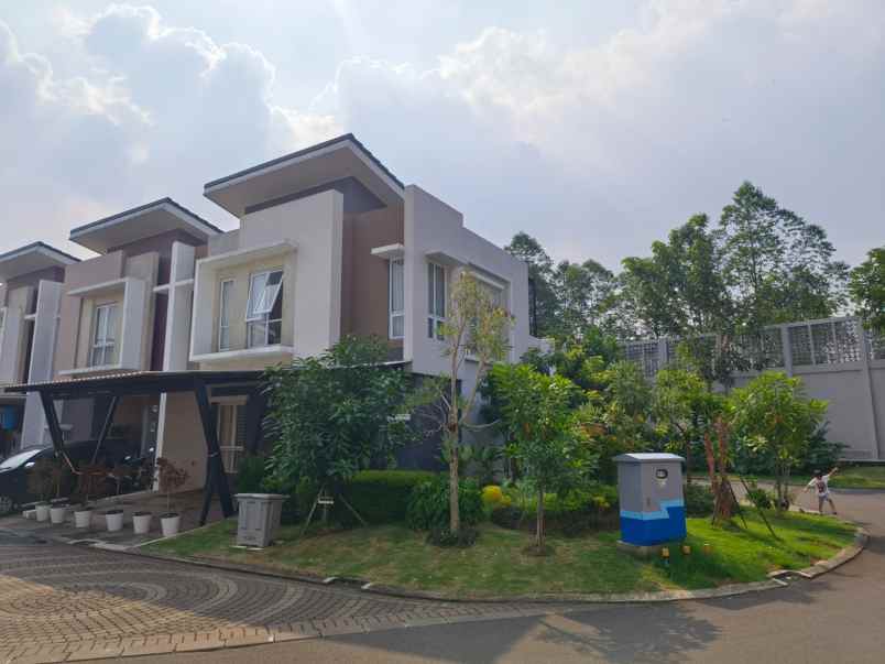 dijual rumah hook di gading serpong