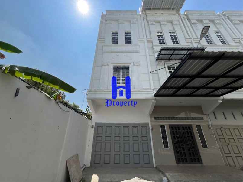 dijual rumah hook di komplek bhayangkara nodigon medan