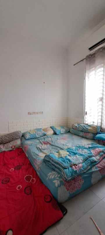 dijual rumah jaka setia bekasi selatan