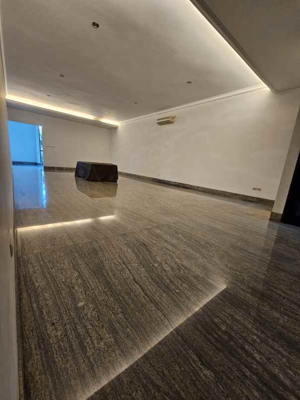 dijual rumah jalan dr ir h soekarno